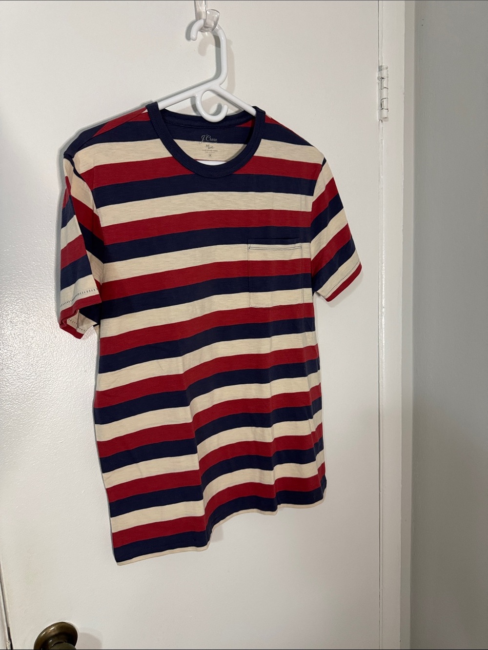 J. Crew Men’s Medium Slub Cotton Navy, Red & Cream Striped Short-Sleeve Tee NWT